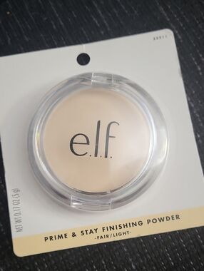ELF Prime & Stay Finishing Powder - Fair/Light